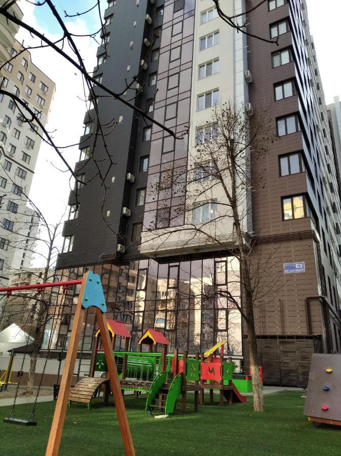 Sky House Exclusive Apartments Кишинев Екстериор снимка